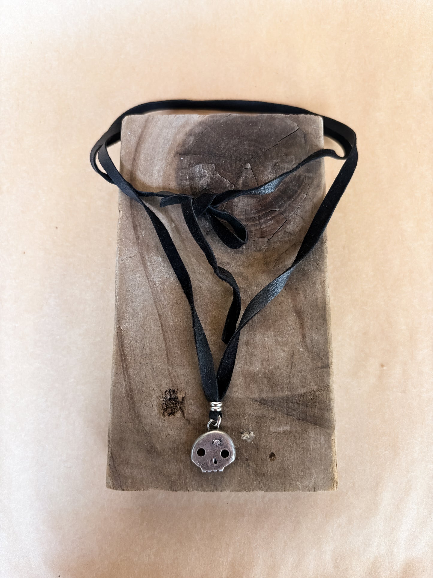 meteor skull wrap choker