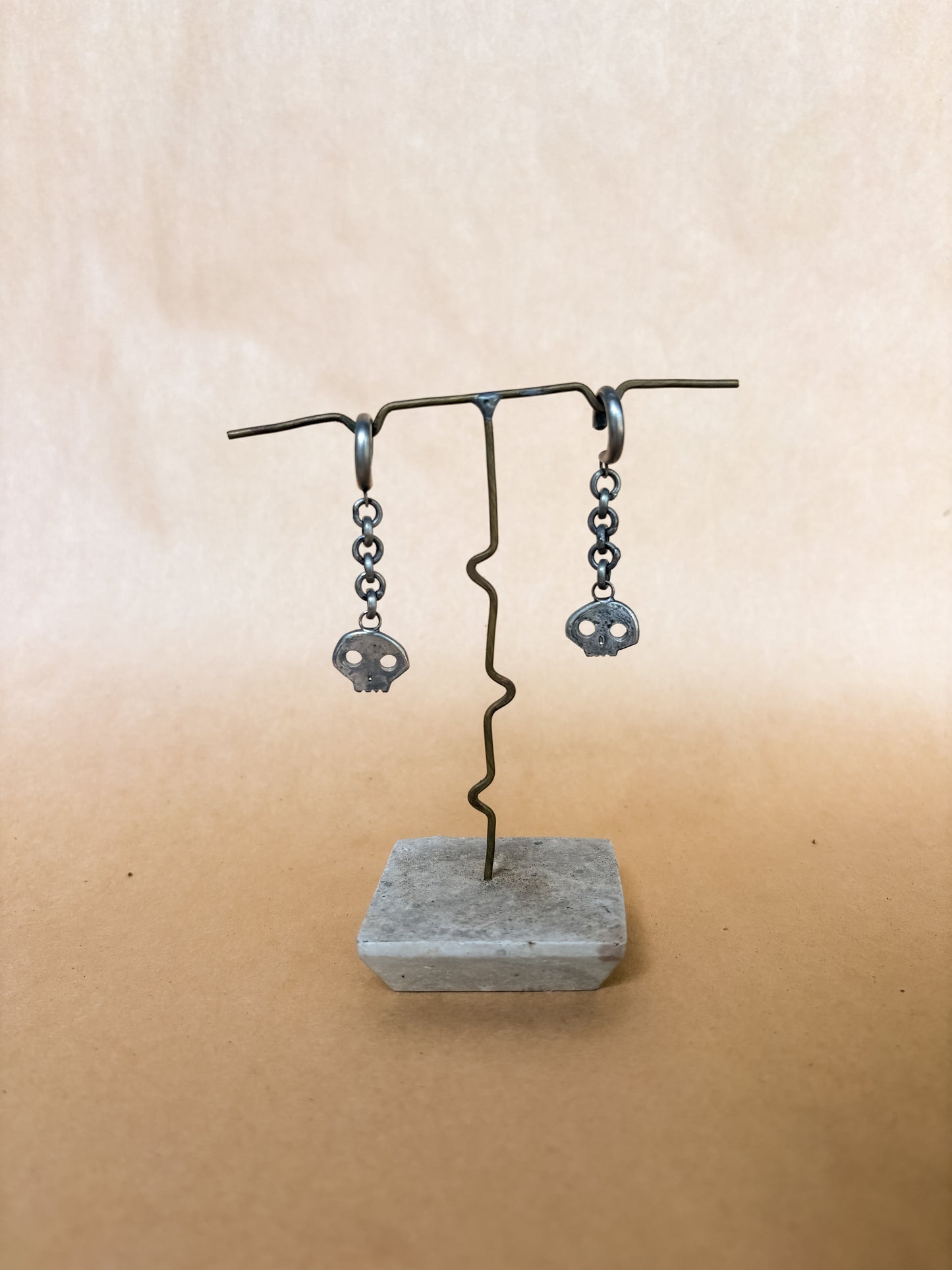 skull ear weights