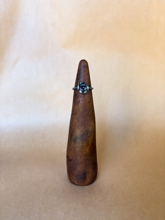 mollify swirl ring