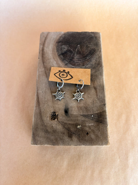 swirl spike earrings