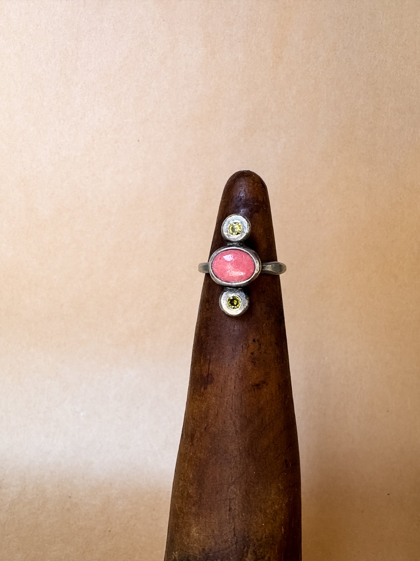 olive & sunset pink ring