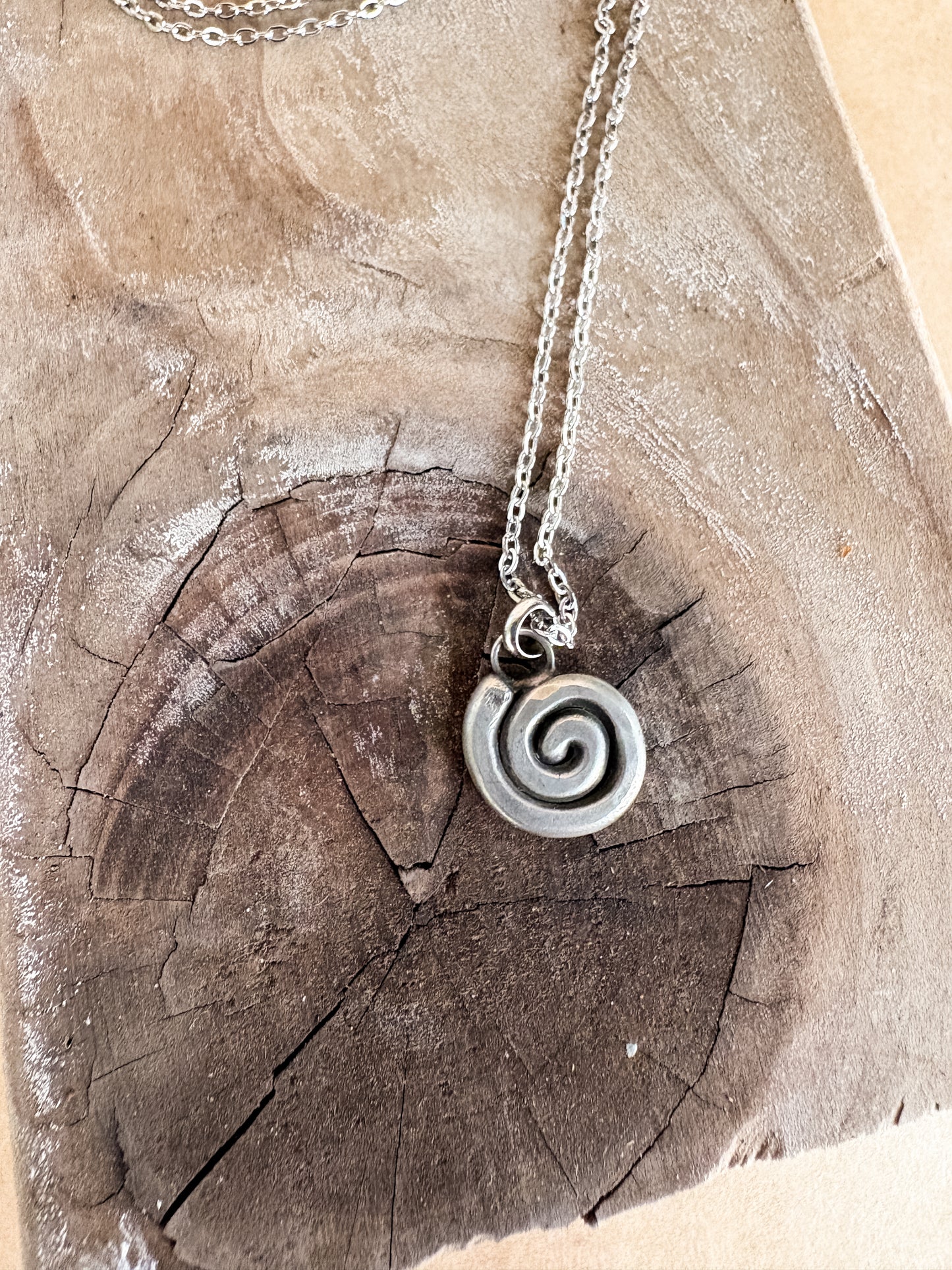 swirl stacker necklace
