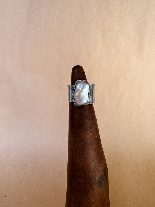 chunky pearl wide band ring