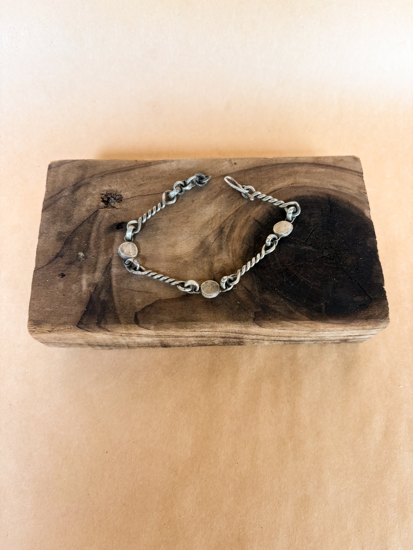 twisted dot link bracelet
