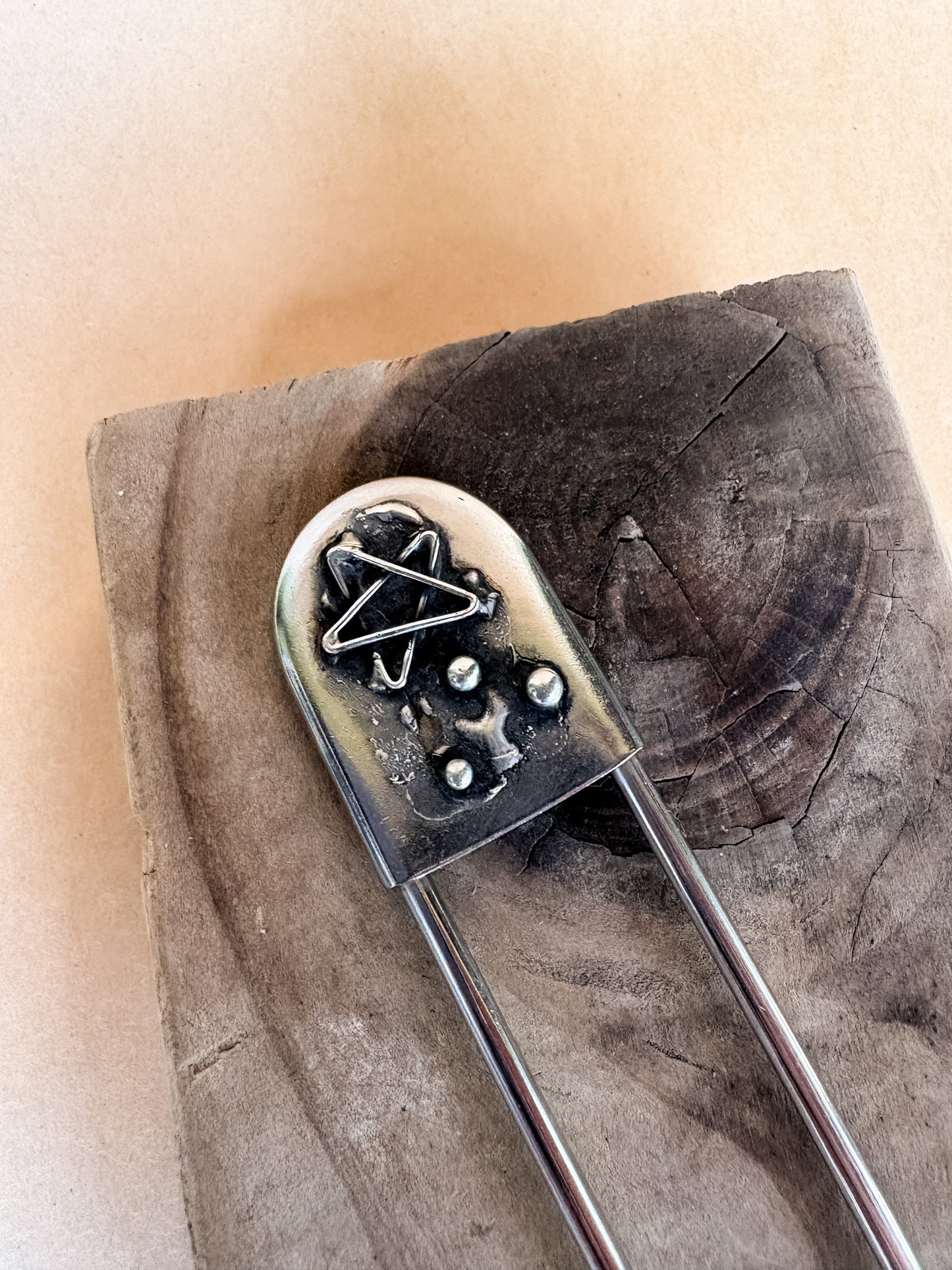 branch star safety pin