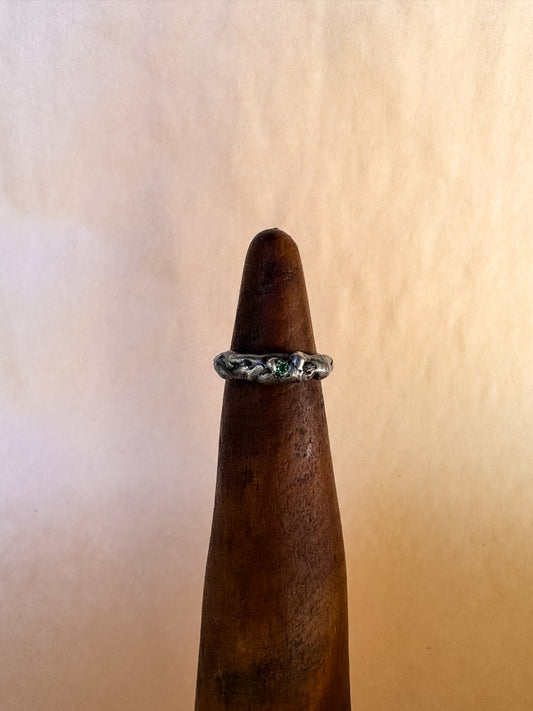 emerald green slag ring