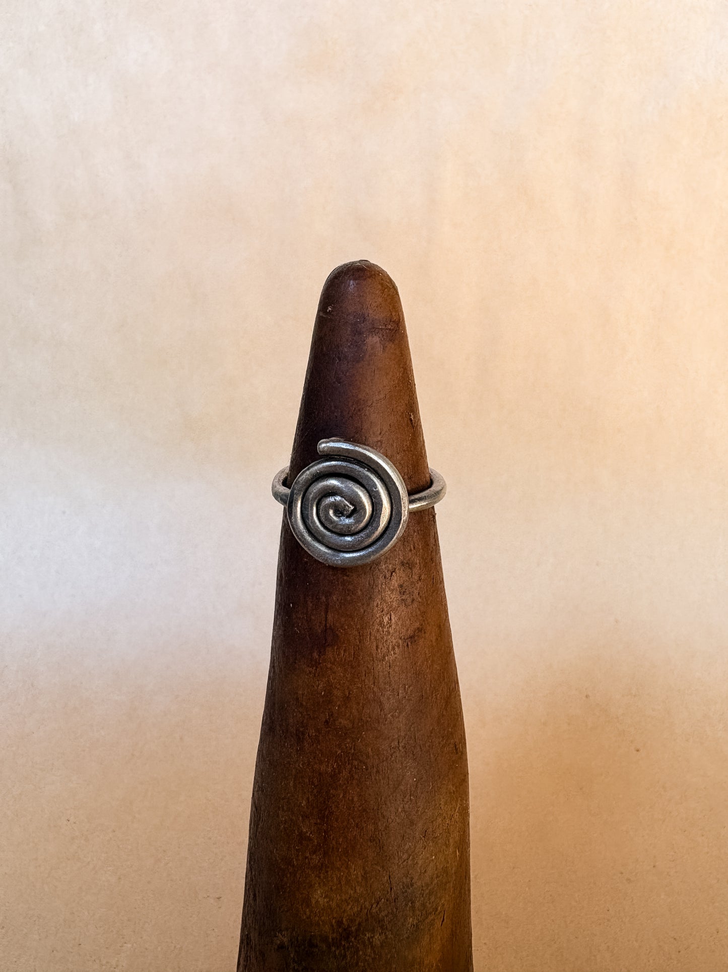swirl ring