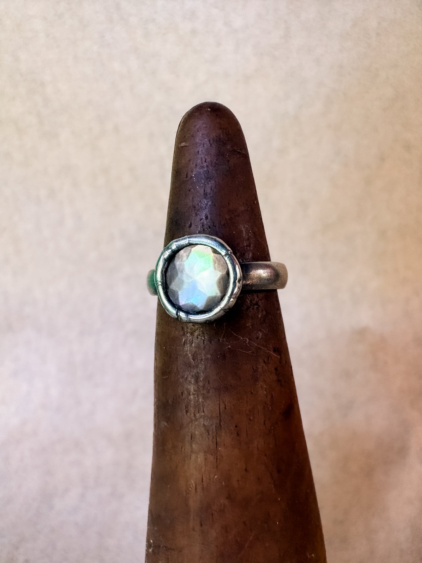 faceted black glow ring