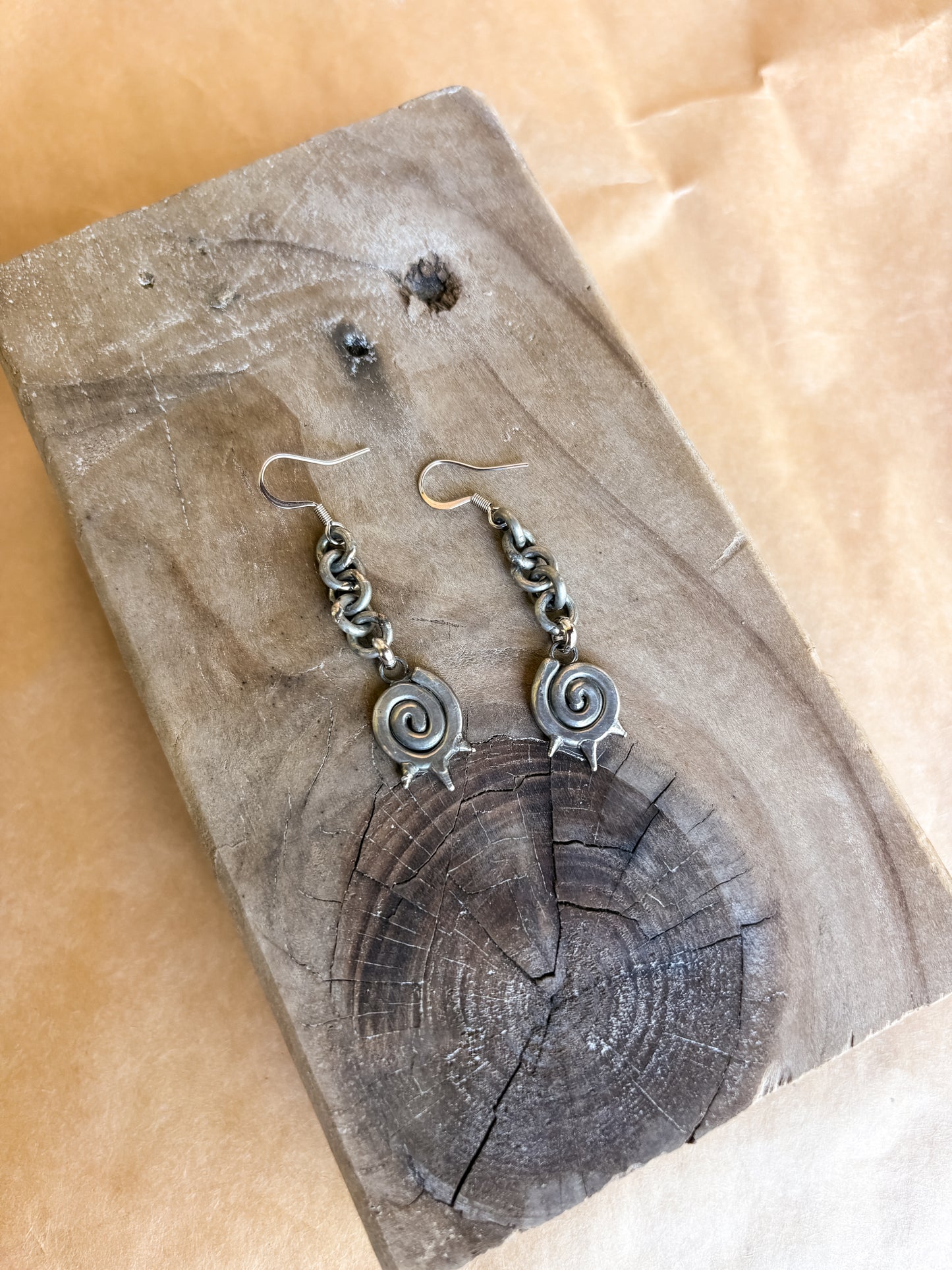 swirl spike chain earrings