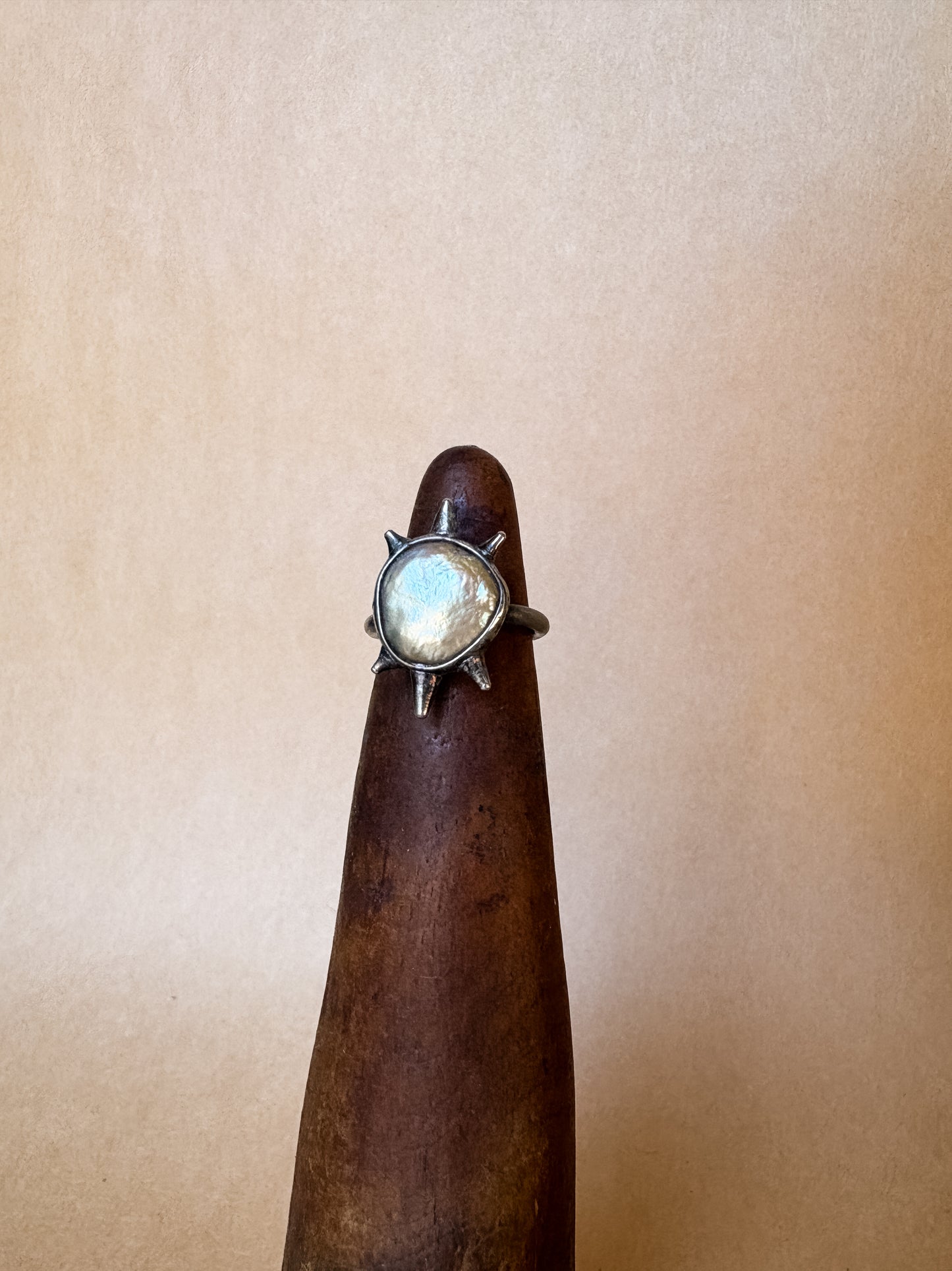 sunny burst pearl ring