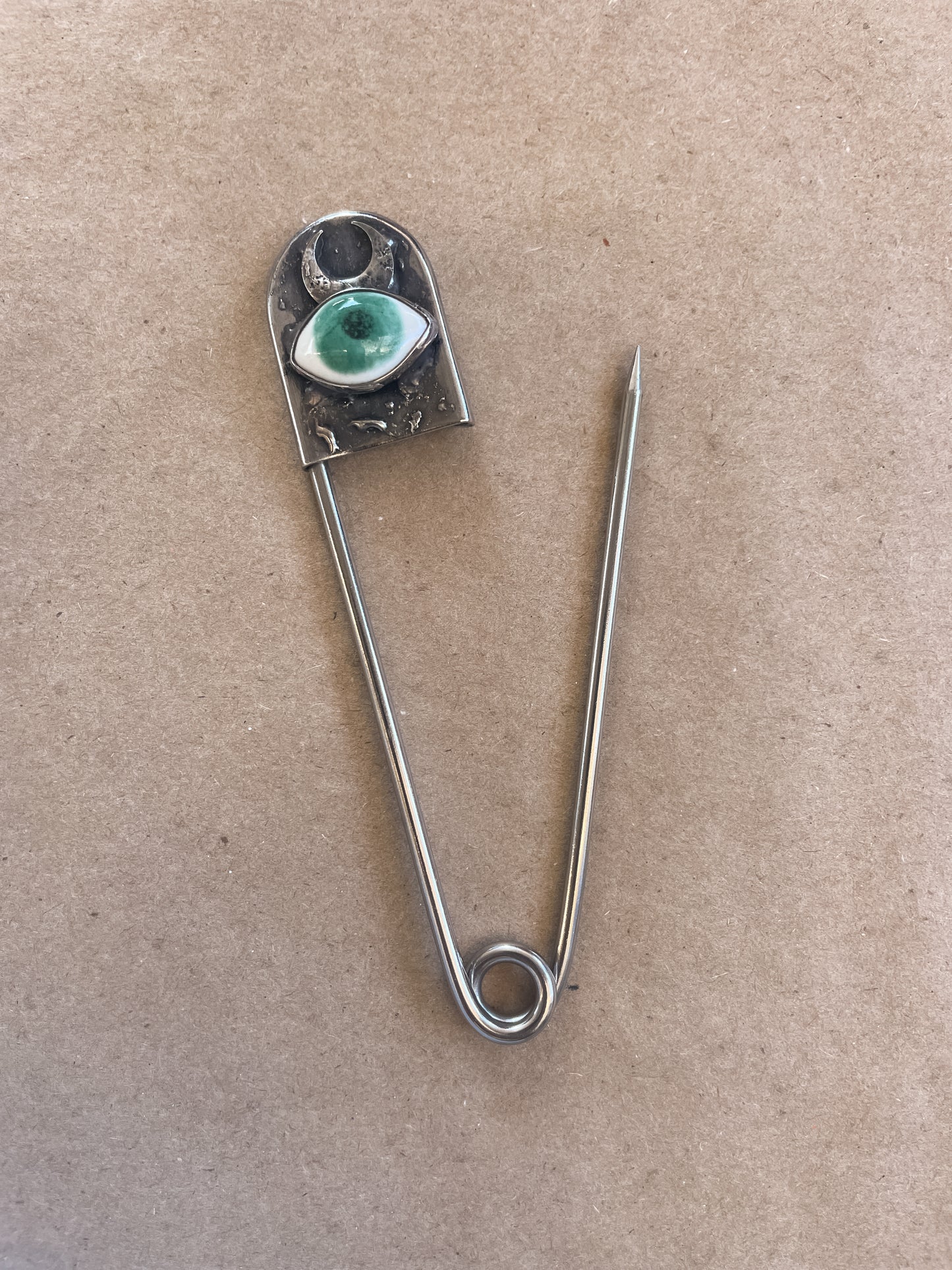 luna eye safety pin
