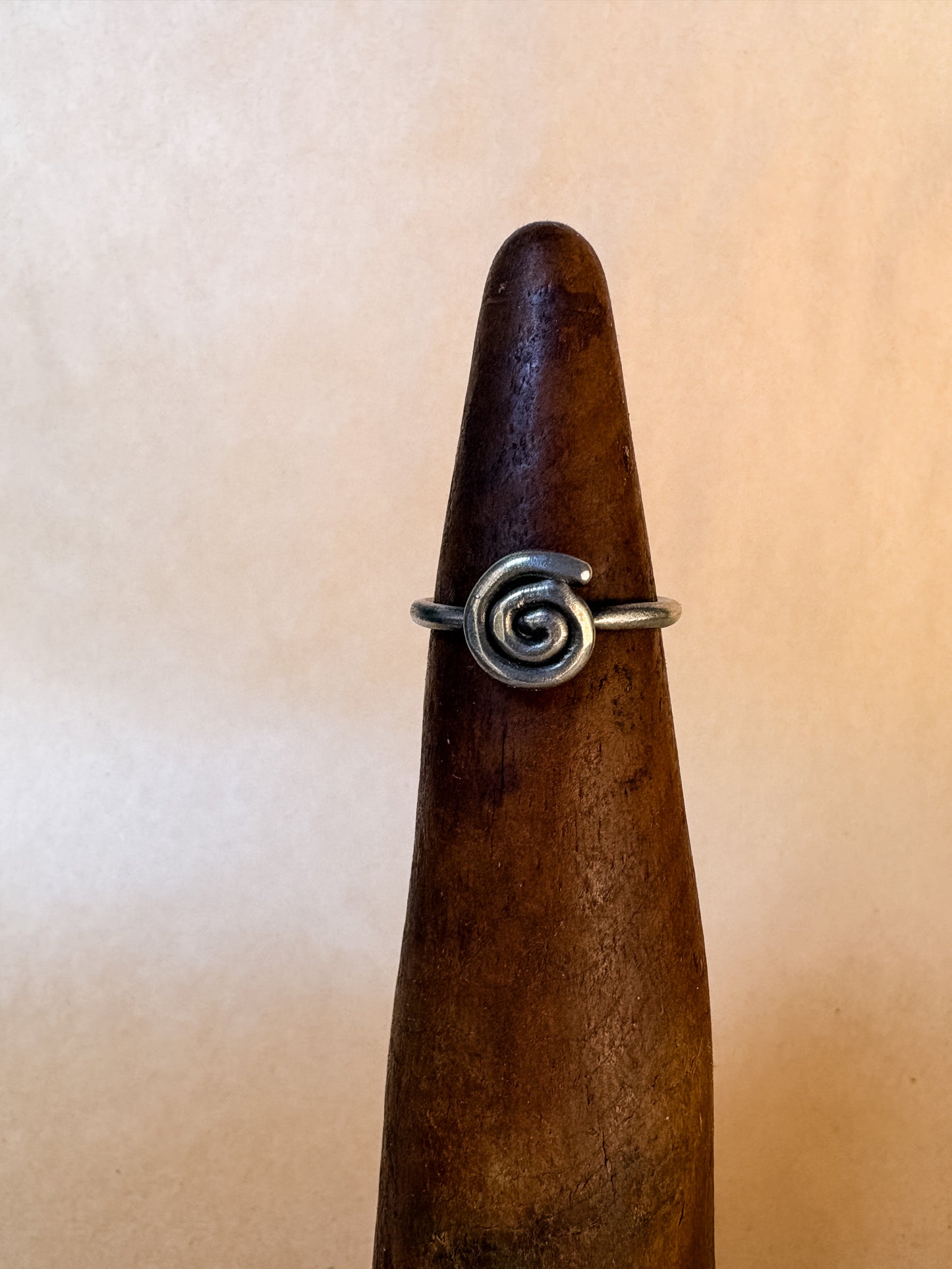 swirl ring