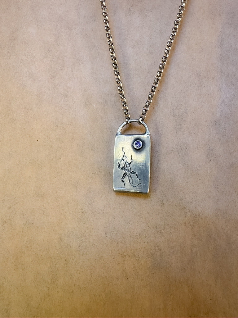 basking lizard necklace