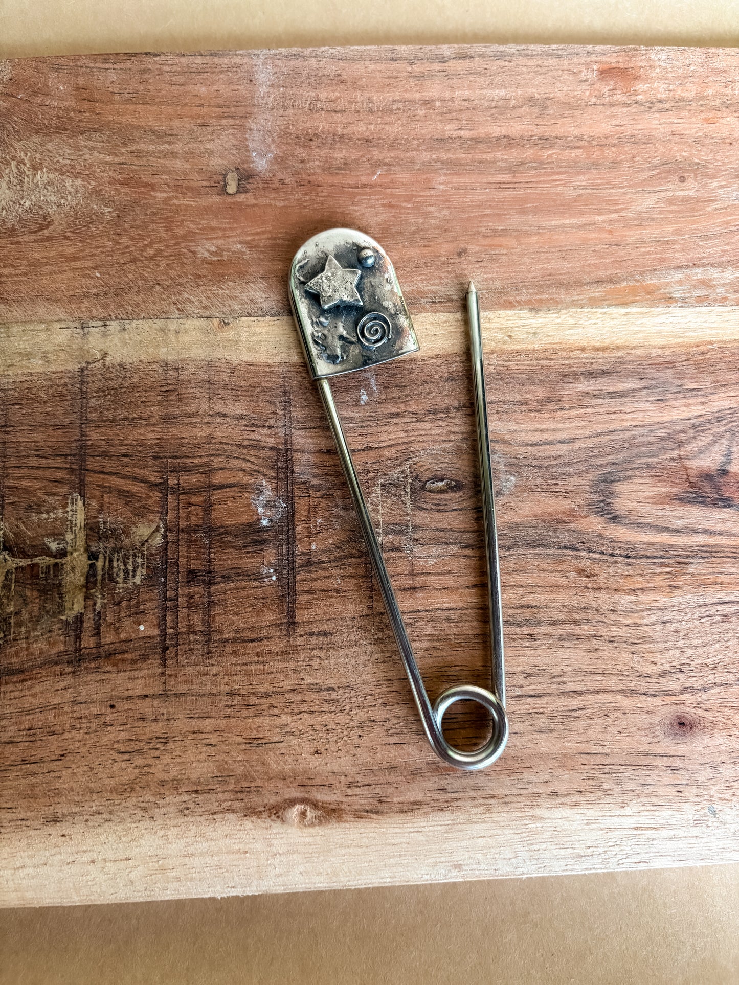 starswirl safety pin