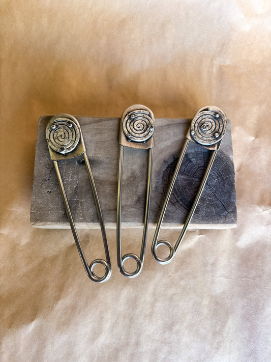 cosmic spiral safety pin