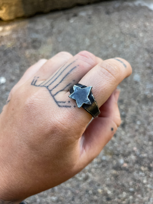 chunky star ring