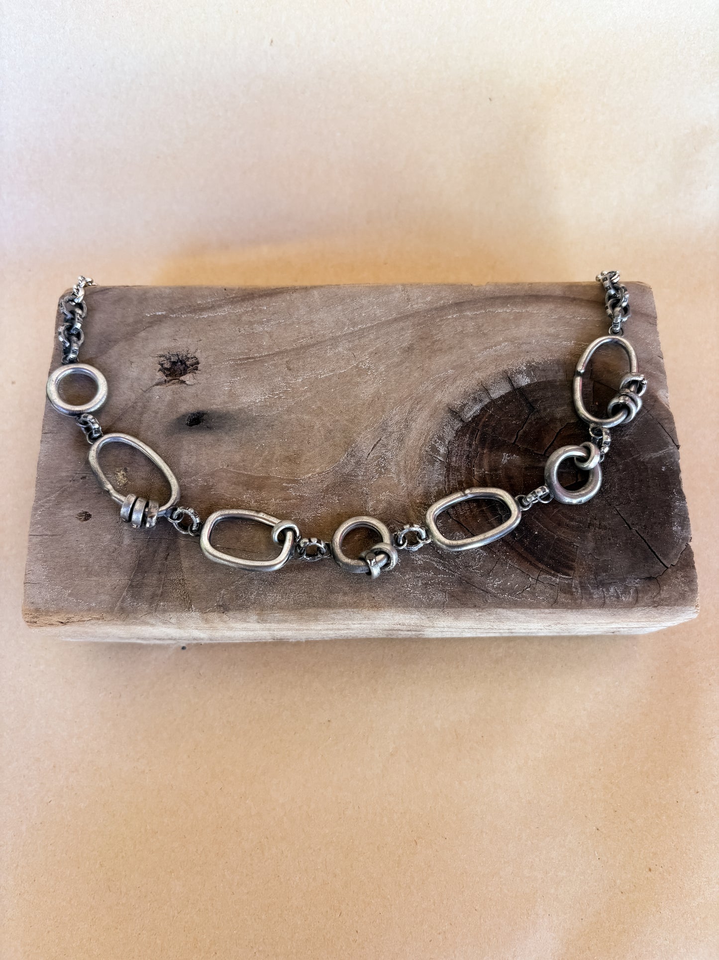 jingle ring choker