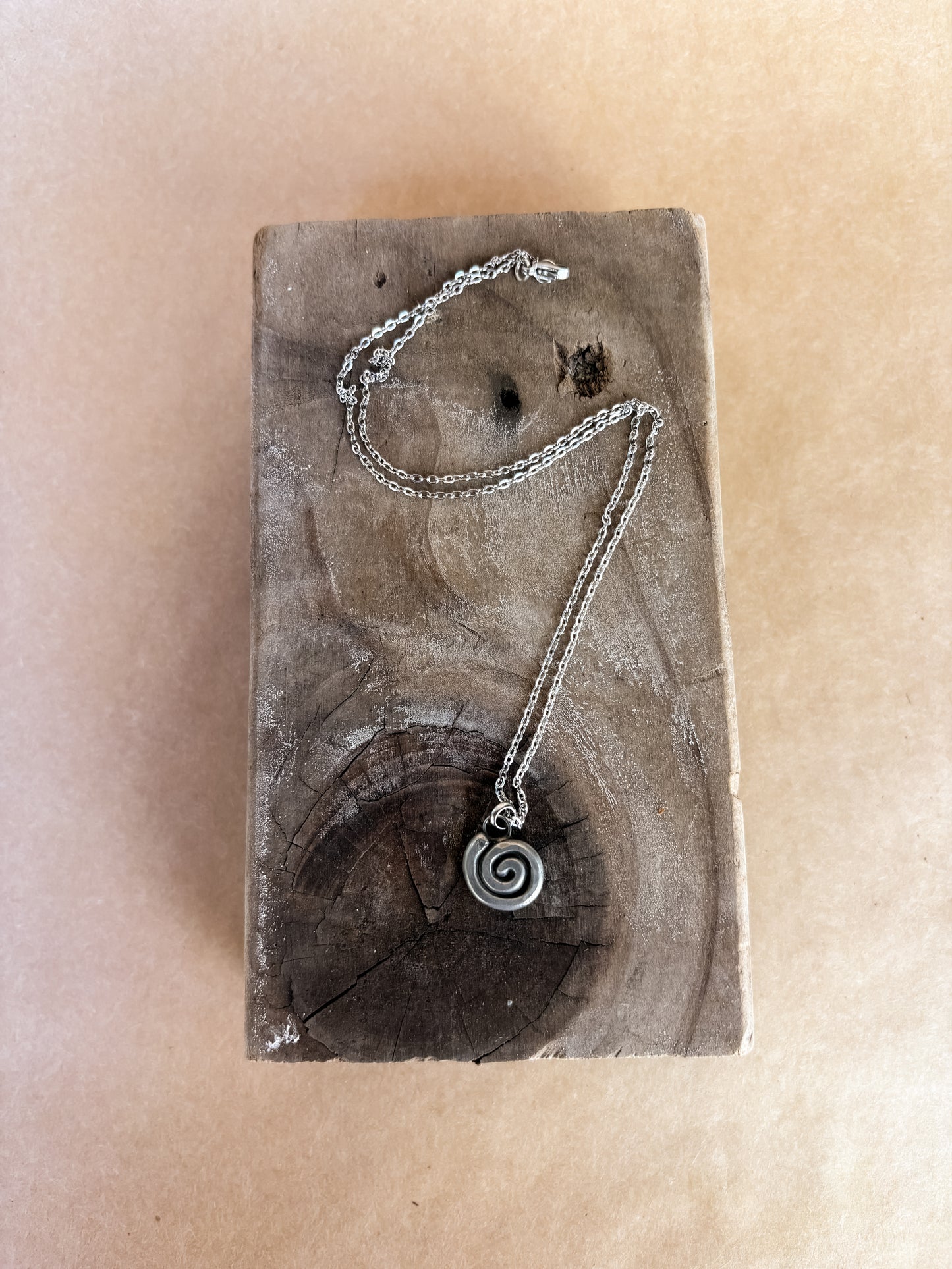 swirl stacker necklace