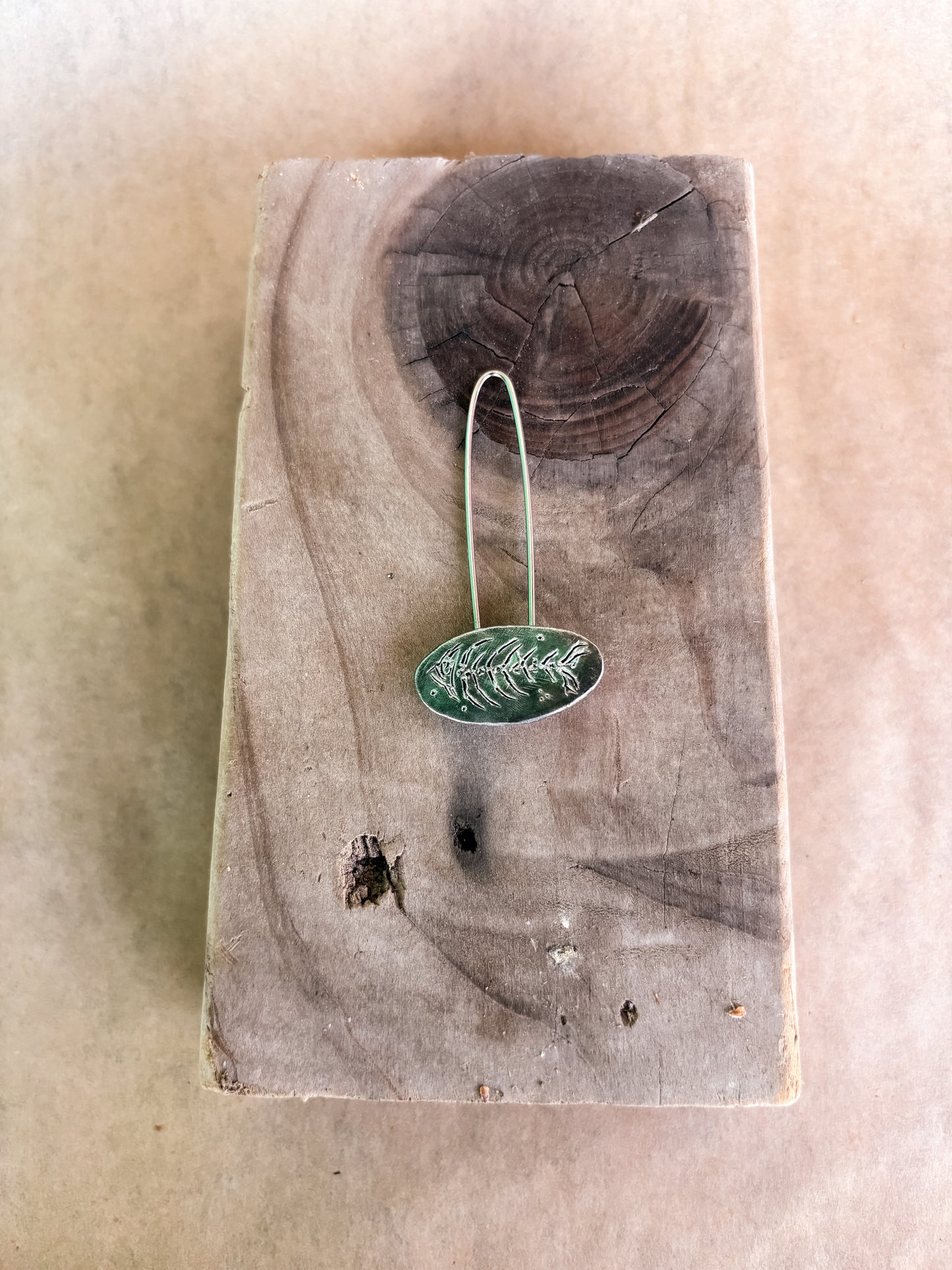 fish skeleton brooch II