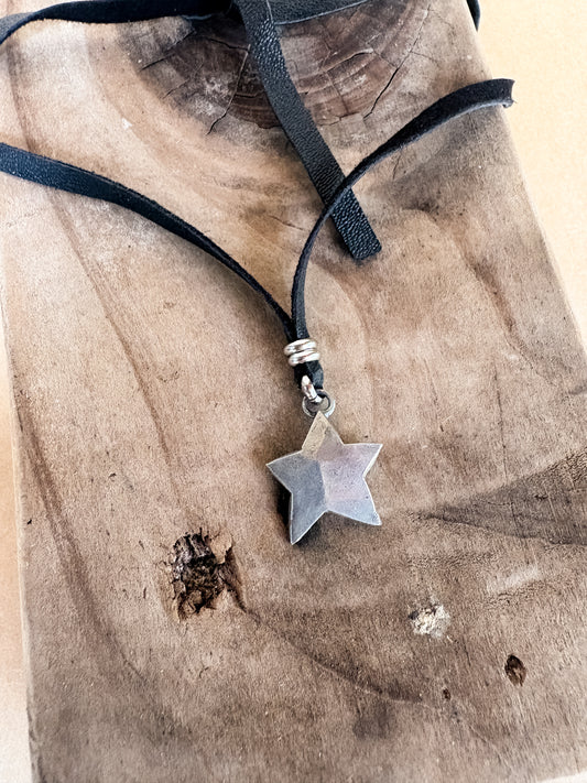 star leather wrap choker