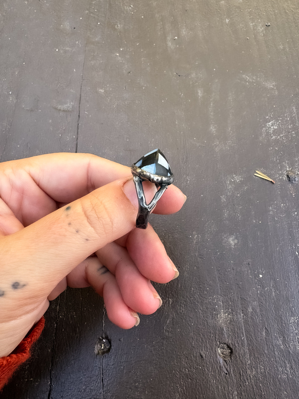 checkerboard gaze ring
