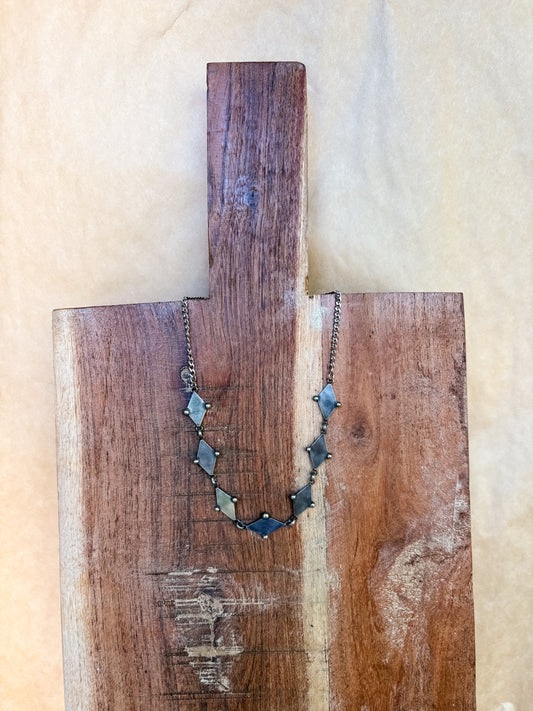 harlequin diamond choker