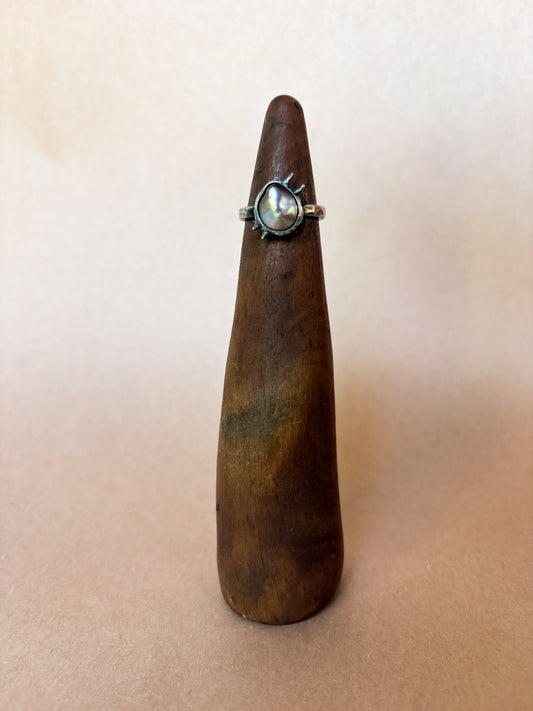 shifting heart ring