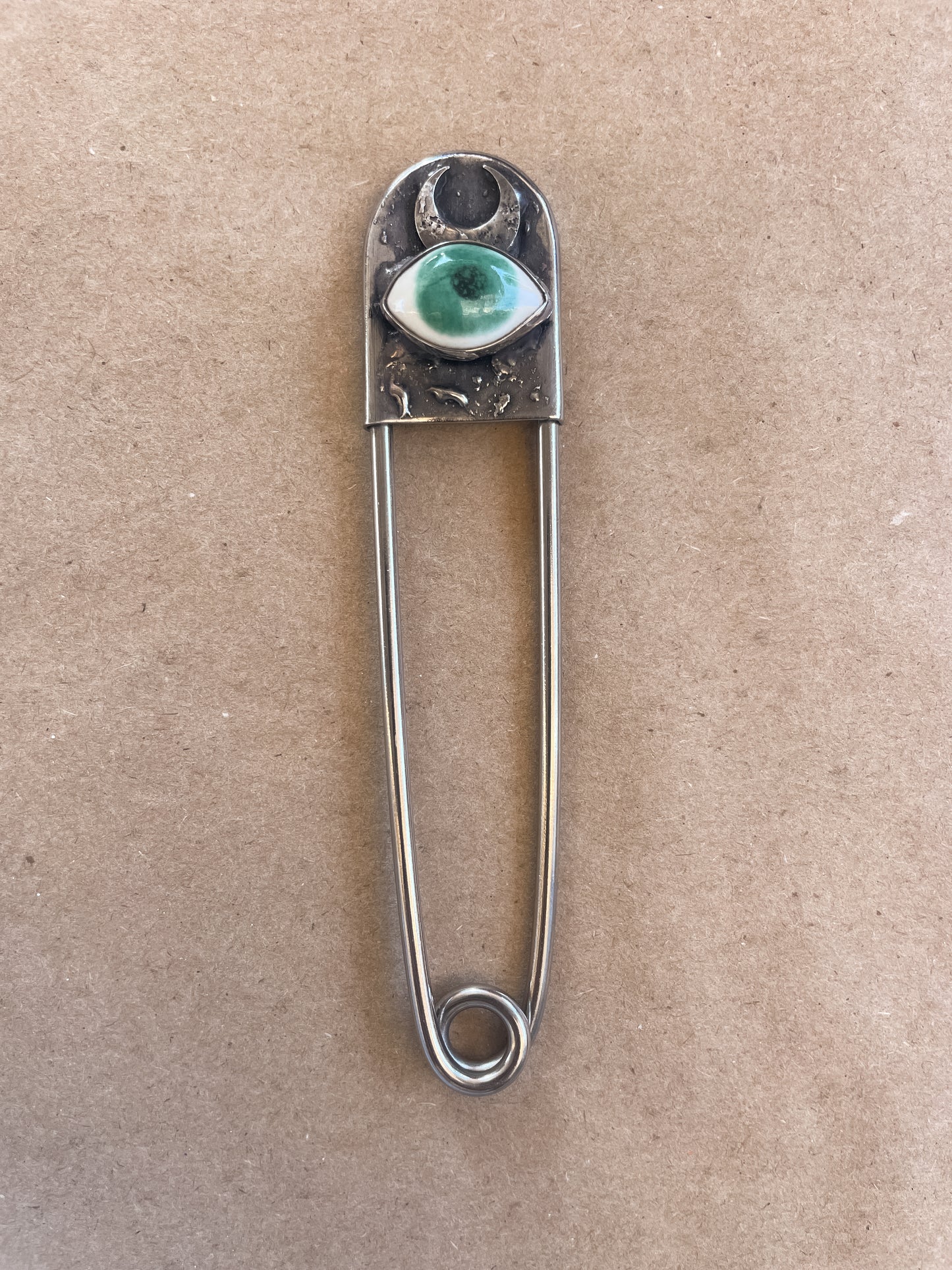 luna eye safety pin