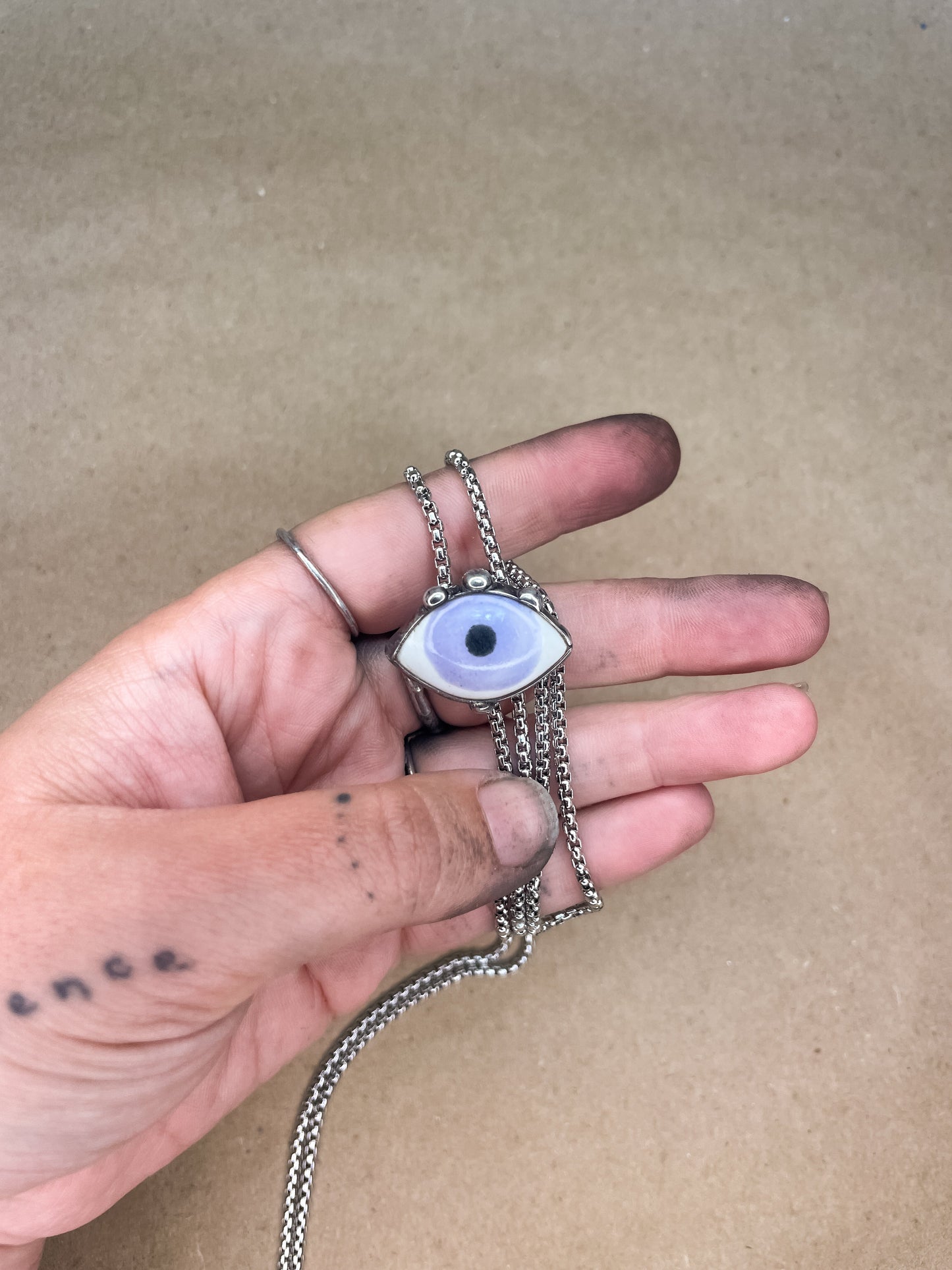 eyeball chain bolo