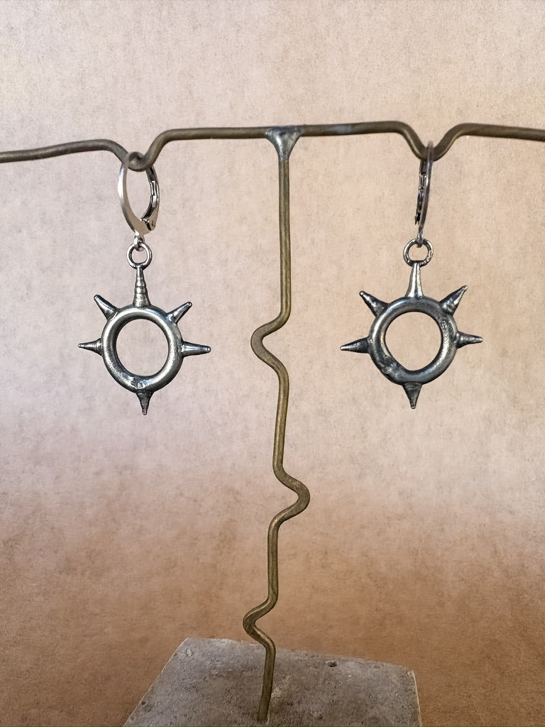 rise portal earrings