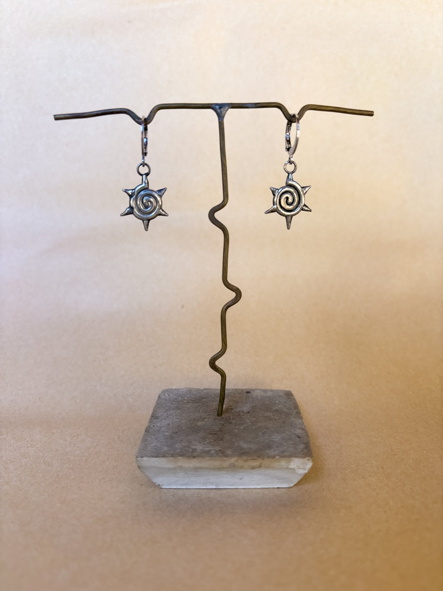 swirl spike earrings