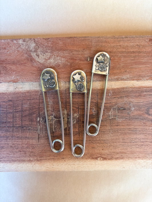 starswirl safety pin