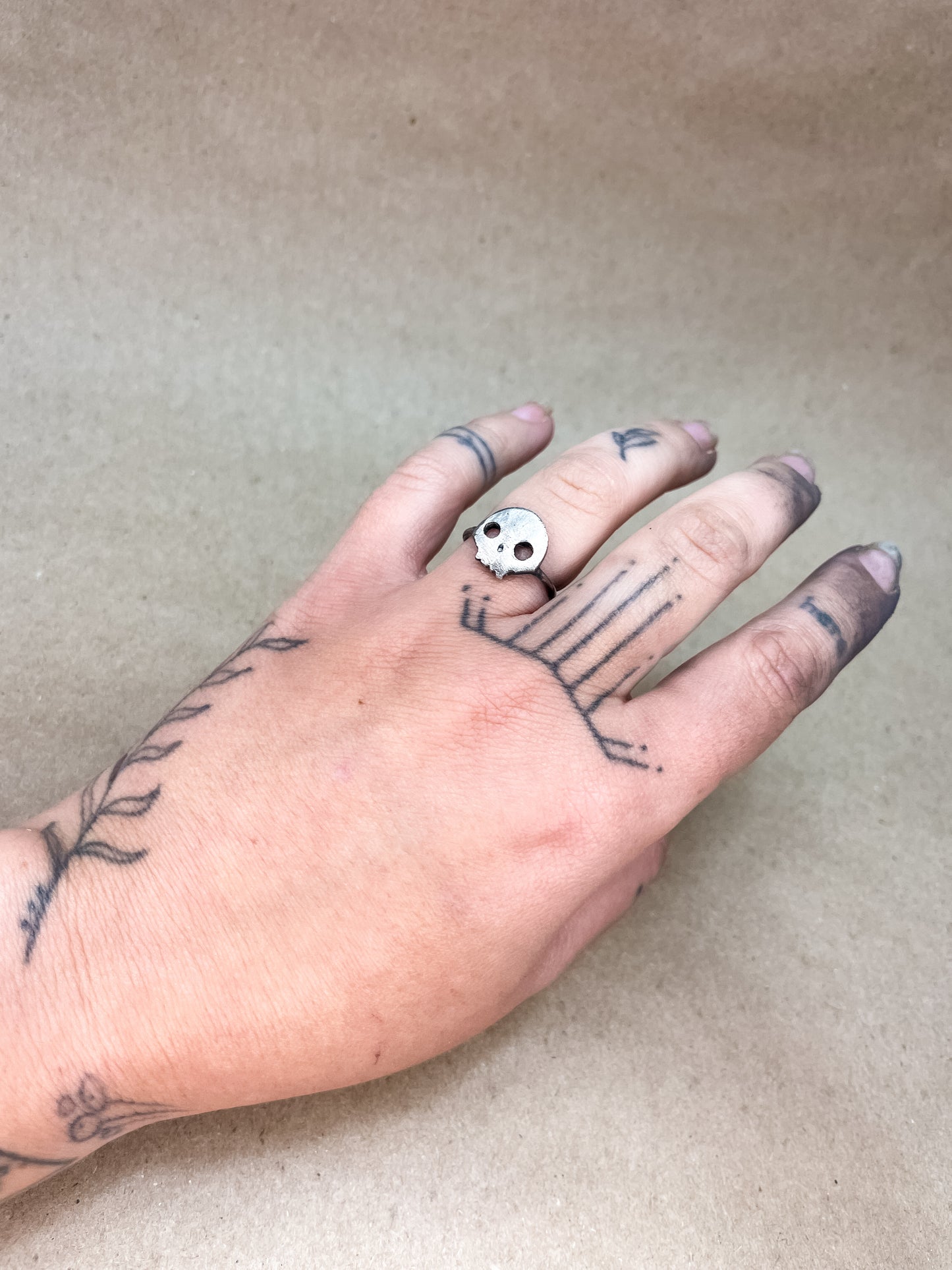 skull ring