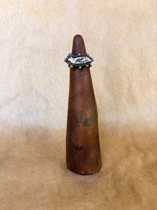 black pearl bar ring