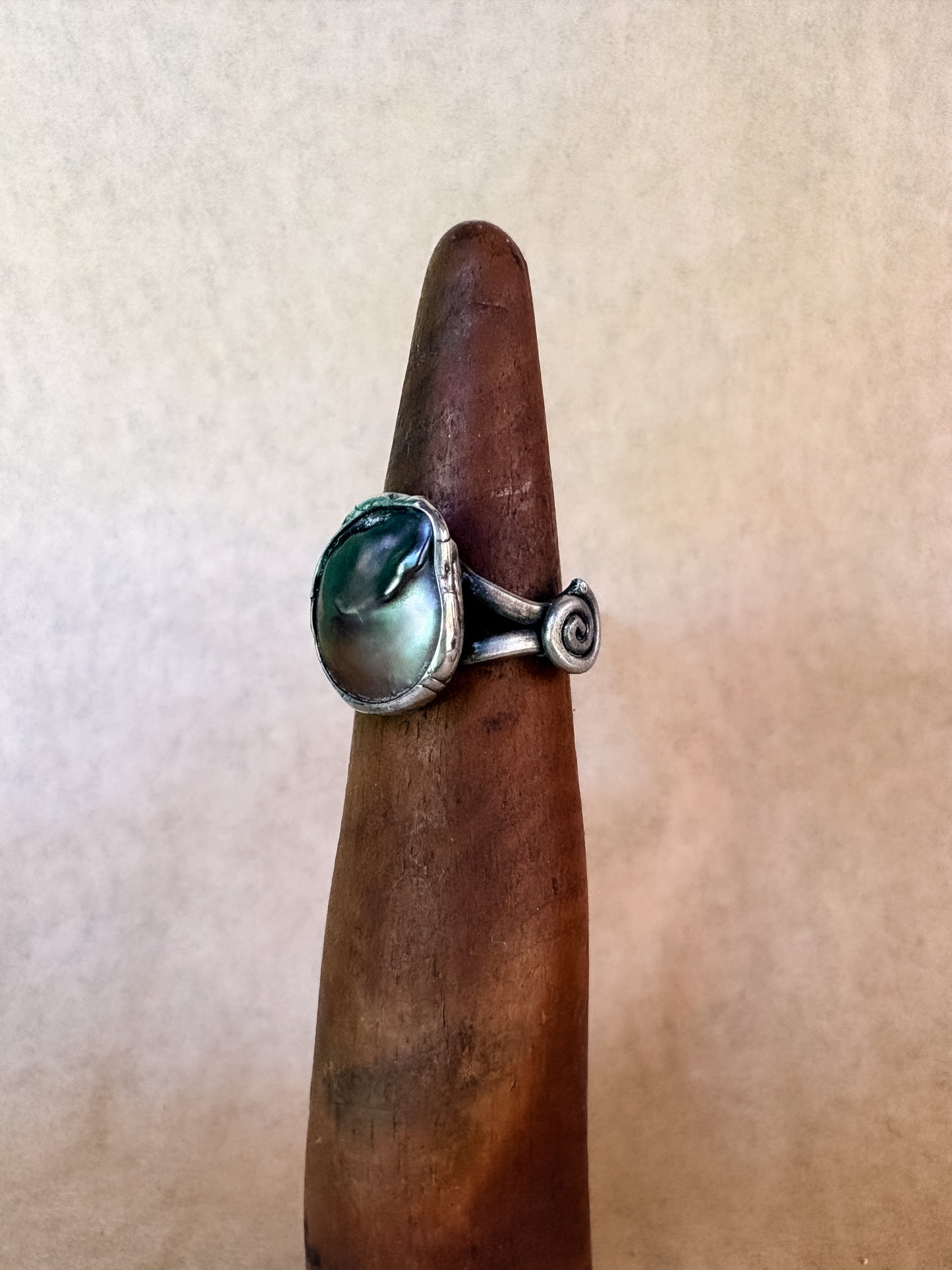 dark tides ring