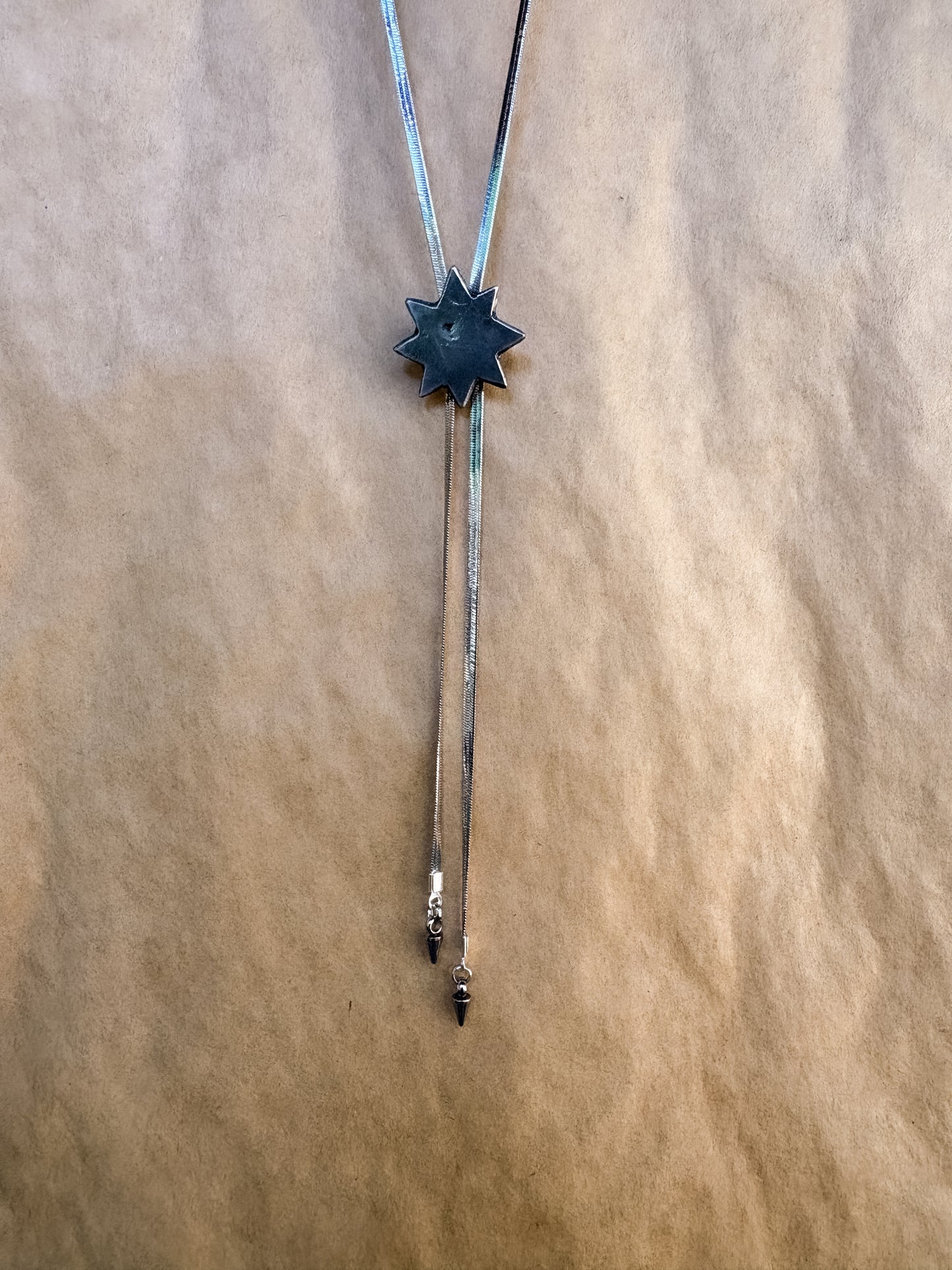 burst snake bolo