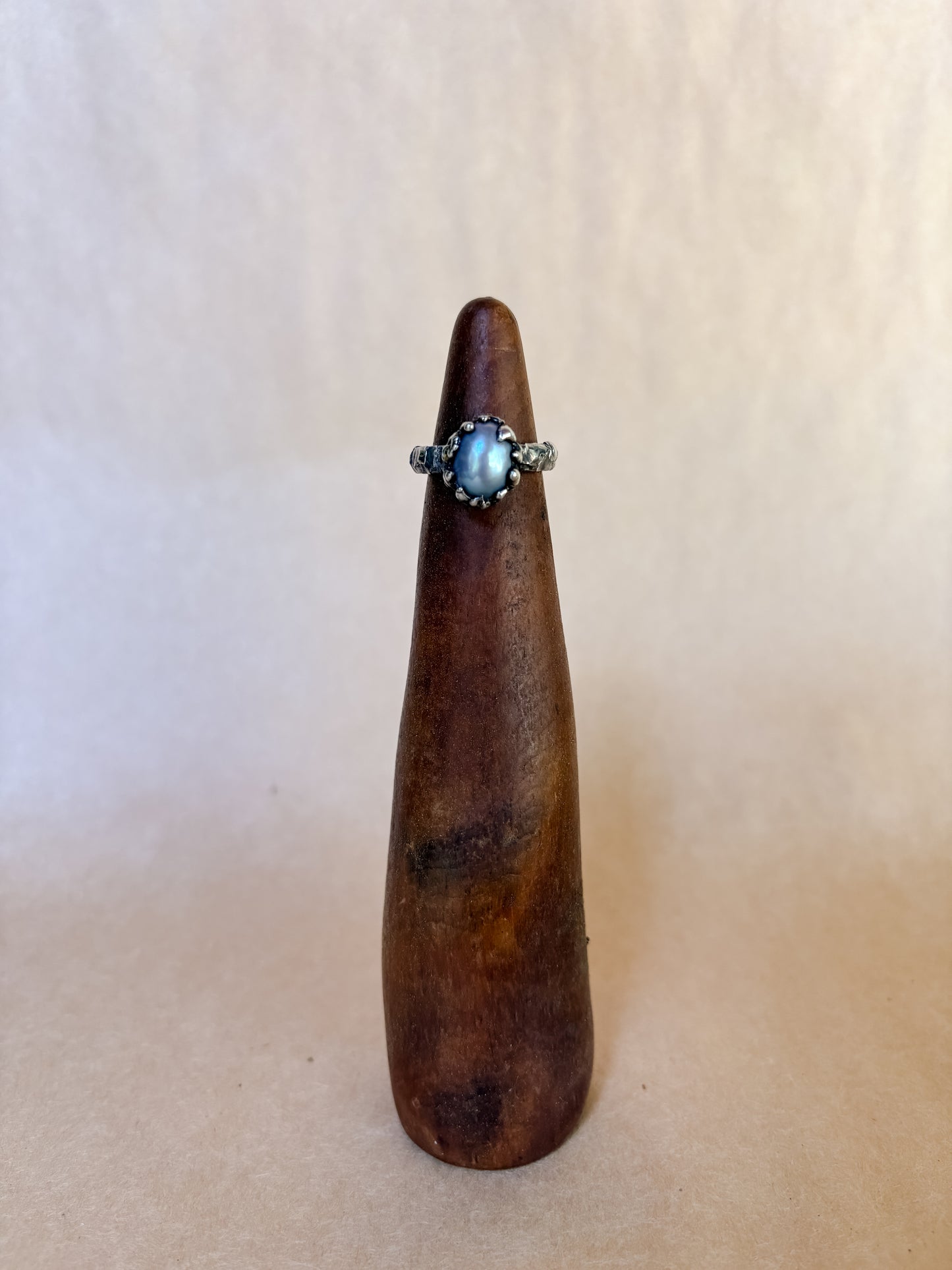 baby blue pearl slag ring